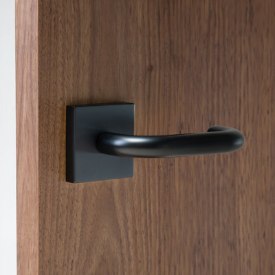 Alpine Lever 01 Set with Square Rose