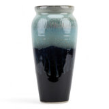 Porcelain Vase Transition Glaze