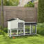 Cage à lapin blanche en bois de 62 po avec espace de couloir, construction, plateau amovible, portes verrouillables, toit en asphalte, grande cage blanche facile à nettoyer pour les lapins
