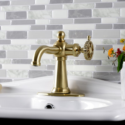 Robinet de salle de bain à un trou avec drain
