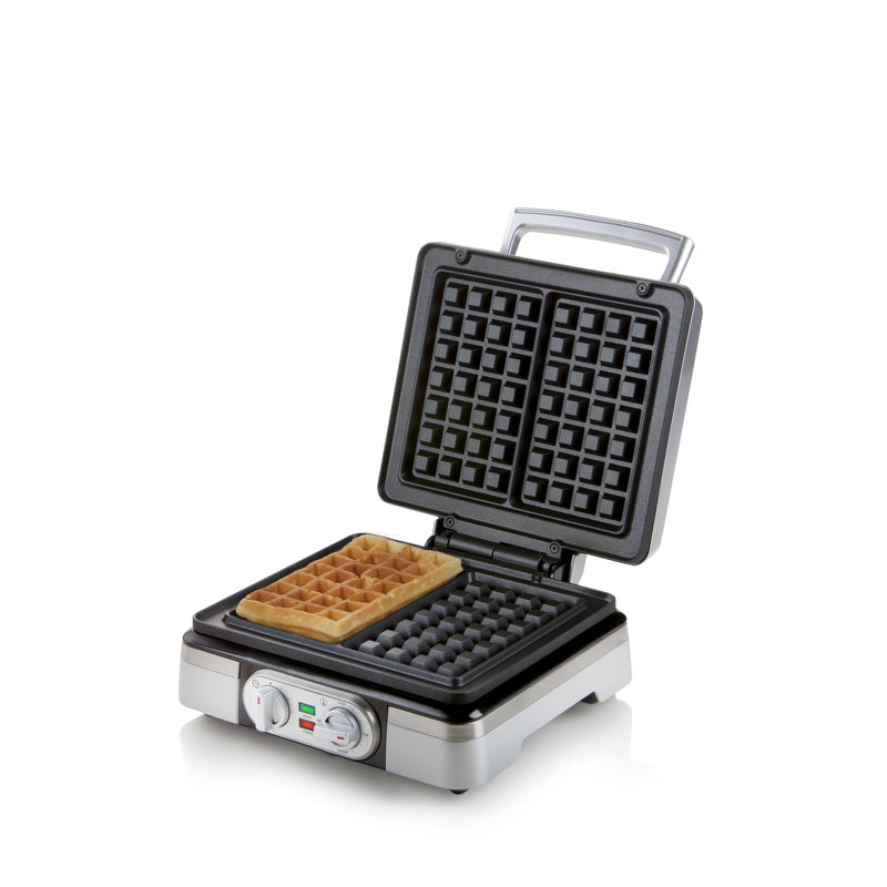 Domo Waffle Maker