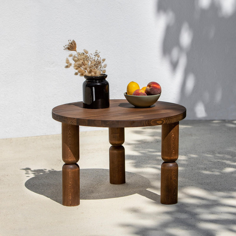Table basse Modern, hêtre massif, finition noyer, 23,6 po x 15,7 po x 23,6 po | Colorant résistant aux rayons UV et vernis ultra mat à base d'eau | Démonté pour une livraison facile, design élégant et durable pour les salons