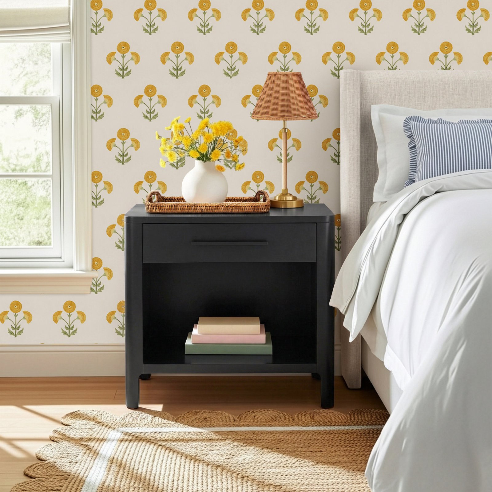 Edgeworth 28'' W Nightstand, Black