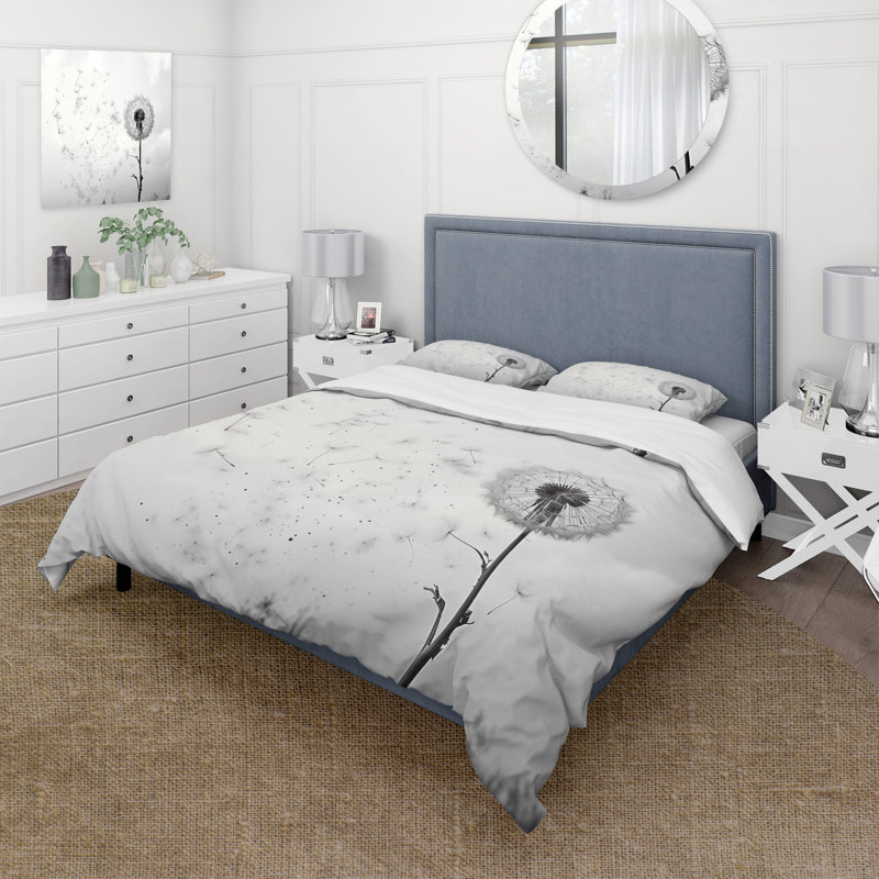 Minimalism Dandelion Natures Fragility I - Floral Duvet Cover Set - Microfiber Polyester, King Duvet Cover + 2 King Shams