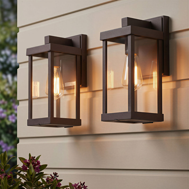 Applique murale d'extérieur 1 lumière Olar Classic, H 11,1 po x l 4,92 po x P 6,14 po, Bronze frotté à l'huile, 1