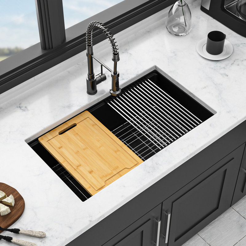 Évier de cuisine 32 x 19 po en composite de quartz en granite, couleur noire, coins arrondis pour un nettoyage simple, surface dure et non poreuse, paquet avec poste de travail pour planche à découper