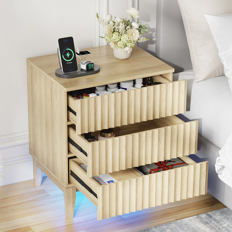 Table de chevet 19,7 po avec 3 tiroirs, station de charge et capteur d'humidité, Naturel