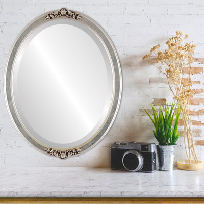 OVALCREST - Miroir mural ovale biseauté pour la décoration intérieure - Style Athena - Abat-jour argenté - Dimensions extérieures 18 x 22