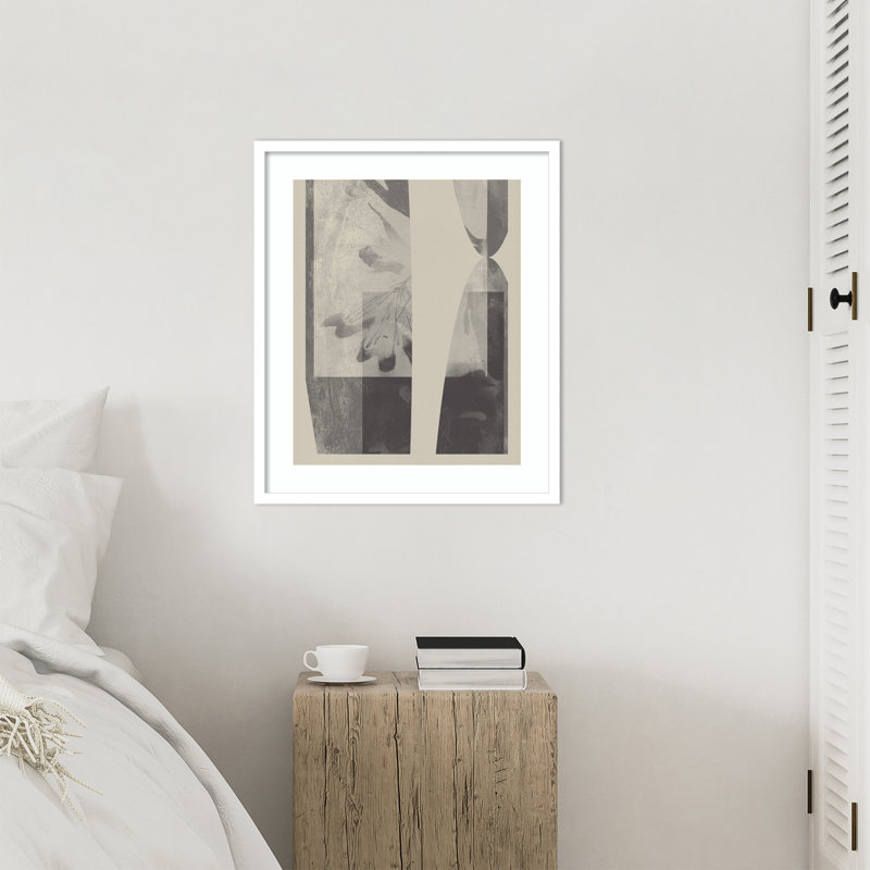 «Neutral Organic Shapes in taupe and White» par Pearlstein Wood, reproduction d'art encadrée, H 25 po x l 21 po, Blanc svelte