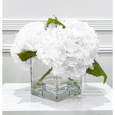 Arrangement de faux hortensias
