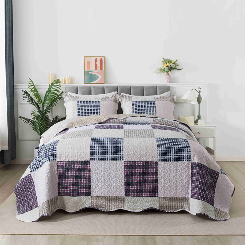 HoneiLife Queen Size Blended Fabric Reversible Jane‑Eyre White Print Quilt Bedding Set with Pillow Shams