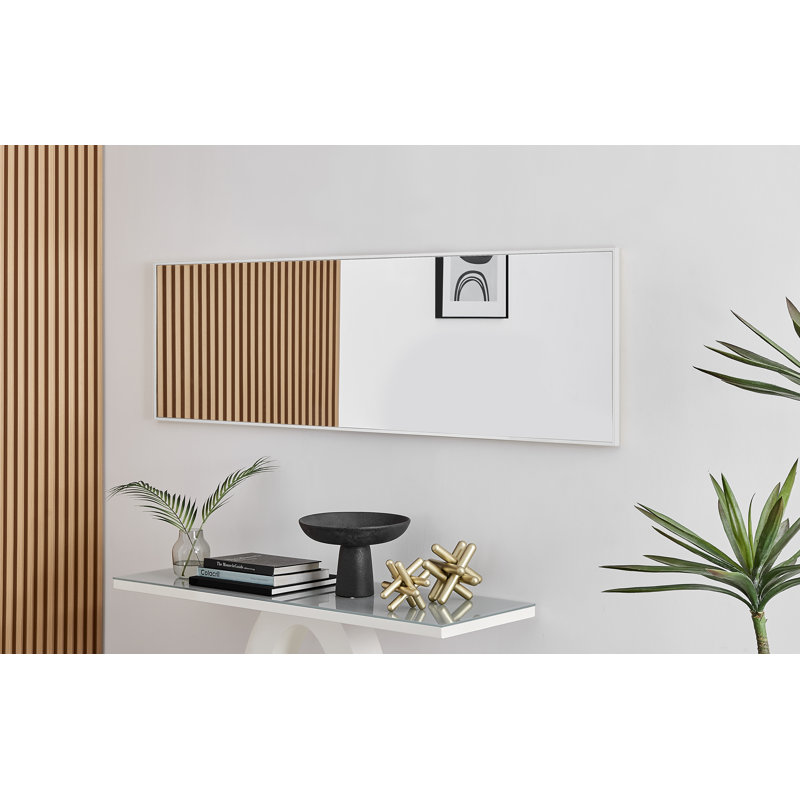 Miroir mural Alcantera, 66,9 po x 19,7 po, Blanc lustré