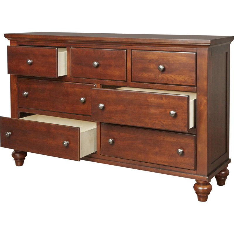 Commode en bois massif à 7 tiroirs de l 61 po Bergerac