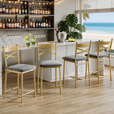 Ensemble de tabourets de bar comprenant 4 chaises de bar à hauteur de comptoir de 26 pouces avec dossier et coussin épais, chaises de salle à manger rembourrées avec siège rembourré, tabourets de bar pour îlot de cuisine, bar et salle à manger.