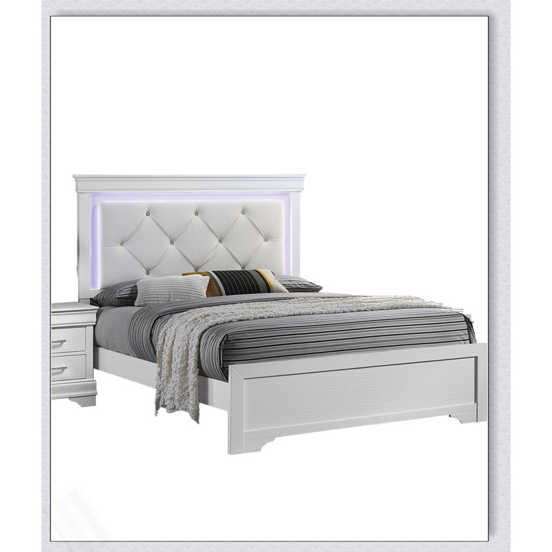 Tête de lit capitonnée en similicuir blanc avec lit à DEL et meubles de chambre à coucher en bois blanc à texture unique FB