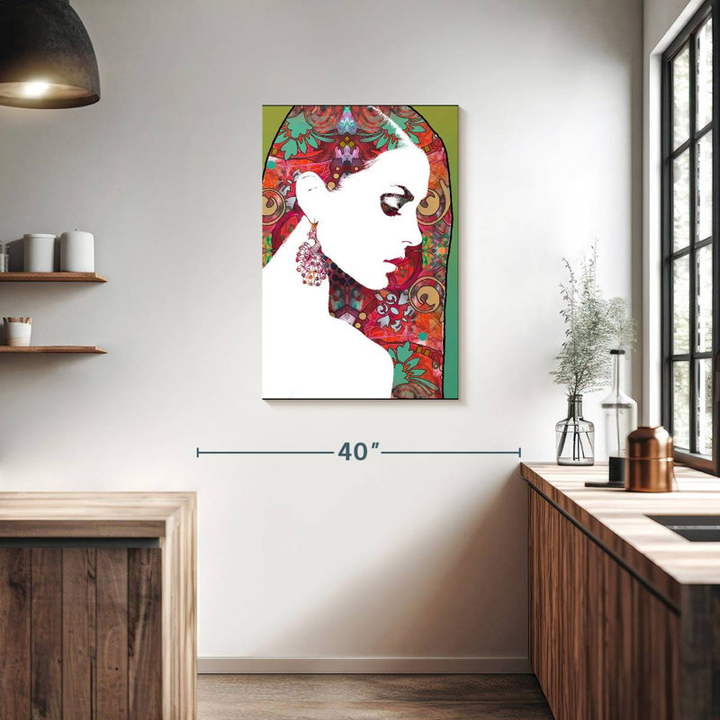 Leisha Majestic Chic, H 36 po x l 24 po