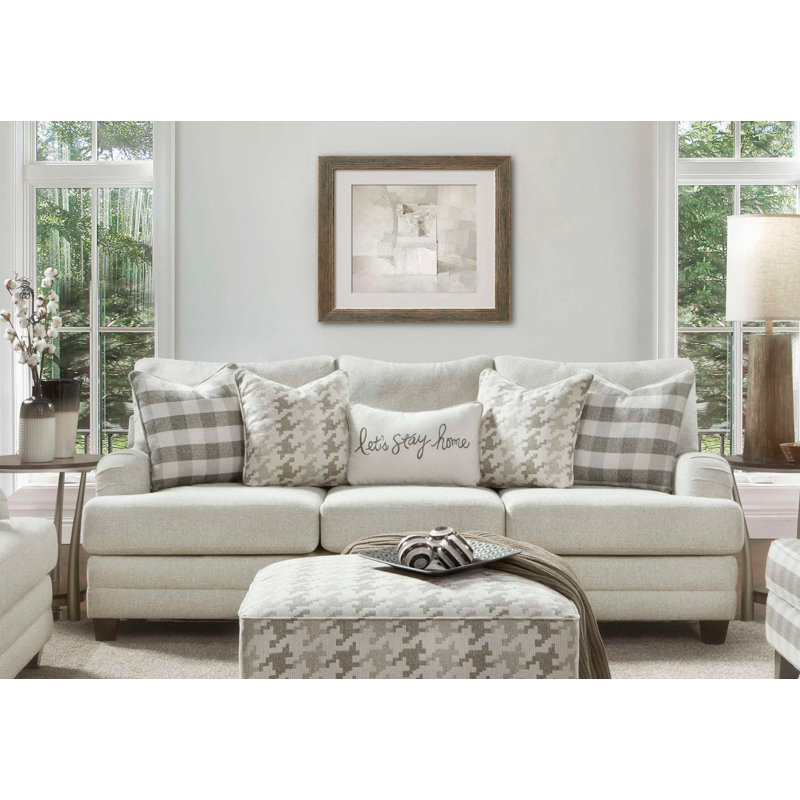 Osnaro 94" Upholstered Sofa