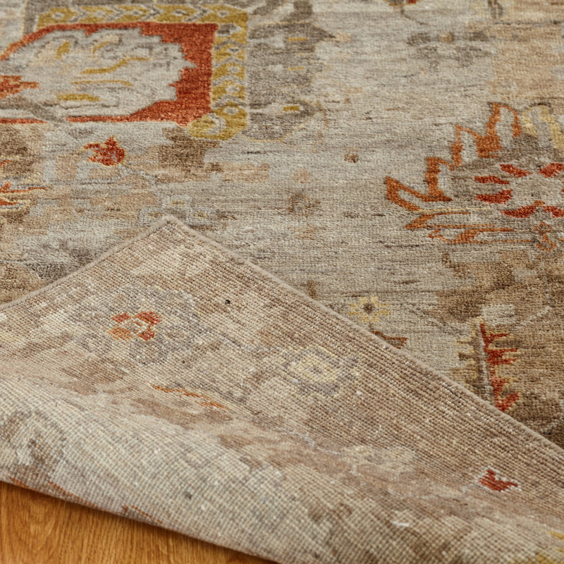 Stier Hand Knotted Wool Floral Area Rug in Ivory, Rectangle 3' x 5'