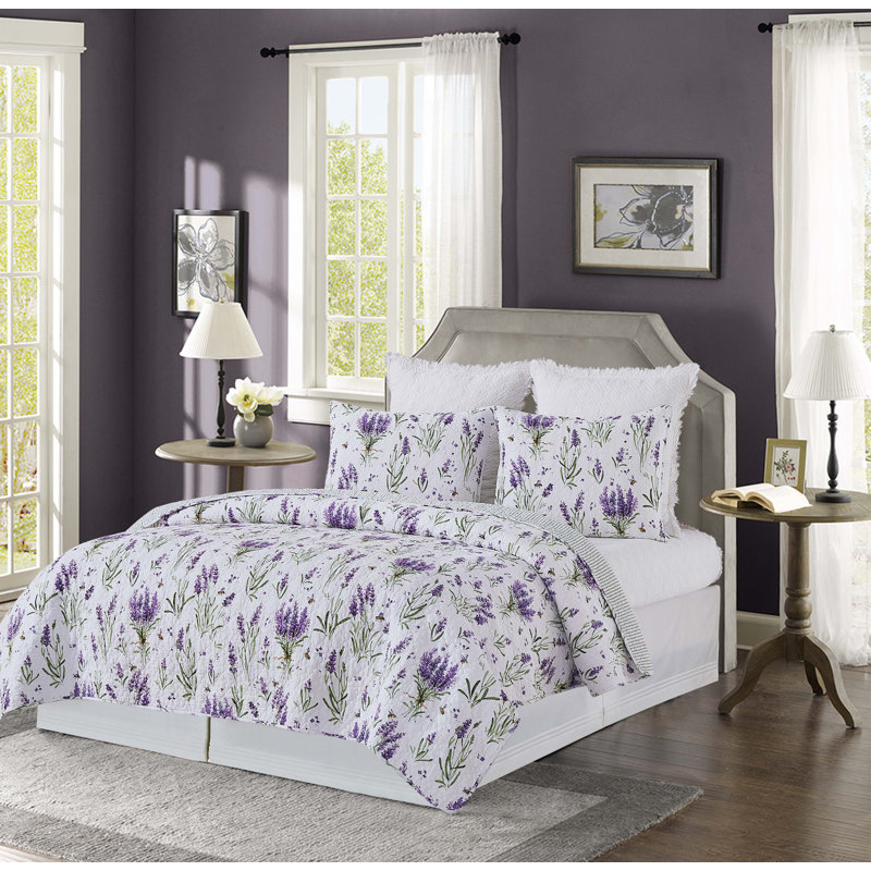 Lavender Fields Quilt Set, Queen Quilt + 2 Standard Shams