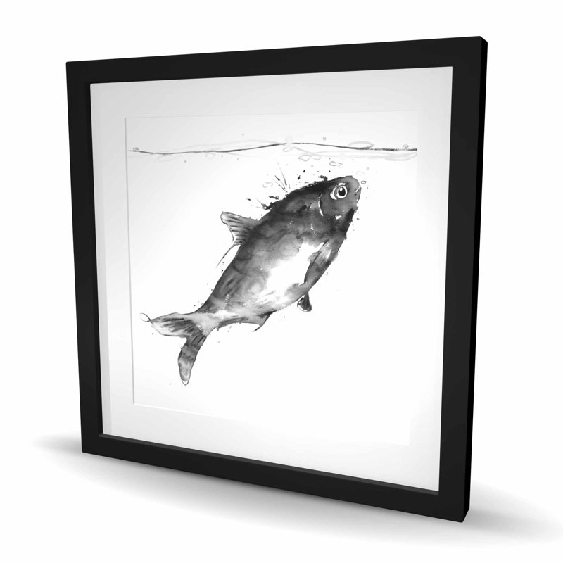 Joyeux poisson qui nage heureux
