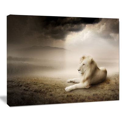 «King of Animals At Sunset», impression sur toile tendue
