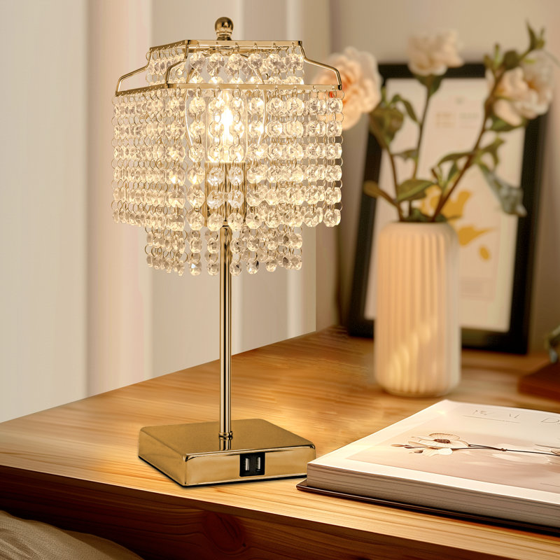 Lampe de table moderne en cristal avec double charge USB et fonction à intensité variable, H 17 po x l 7 po x P 7 po, Or
