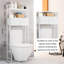 Armoire de rangement au-dessus de la toilette-948861133