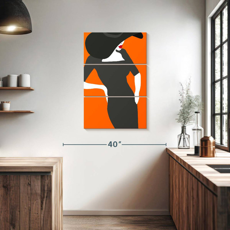 Dame de la Navette sur fond orange, H 38 po x l 24 po