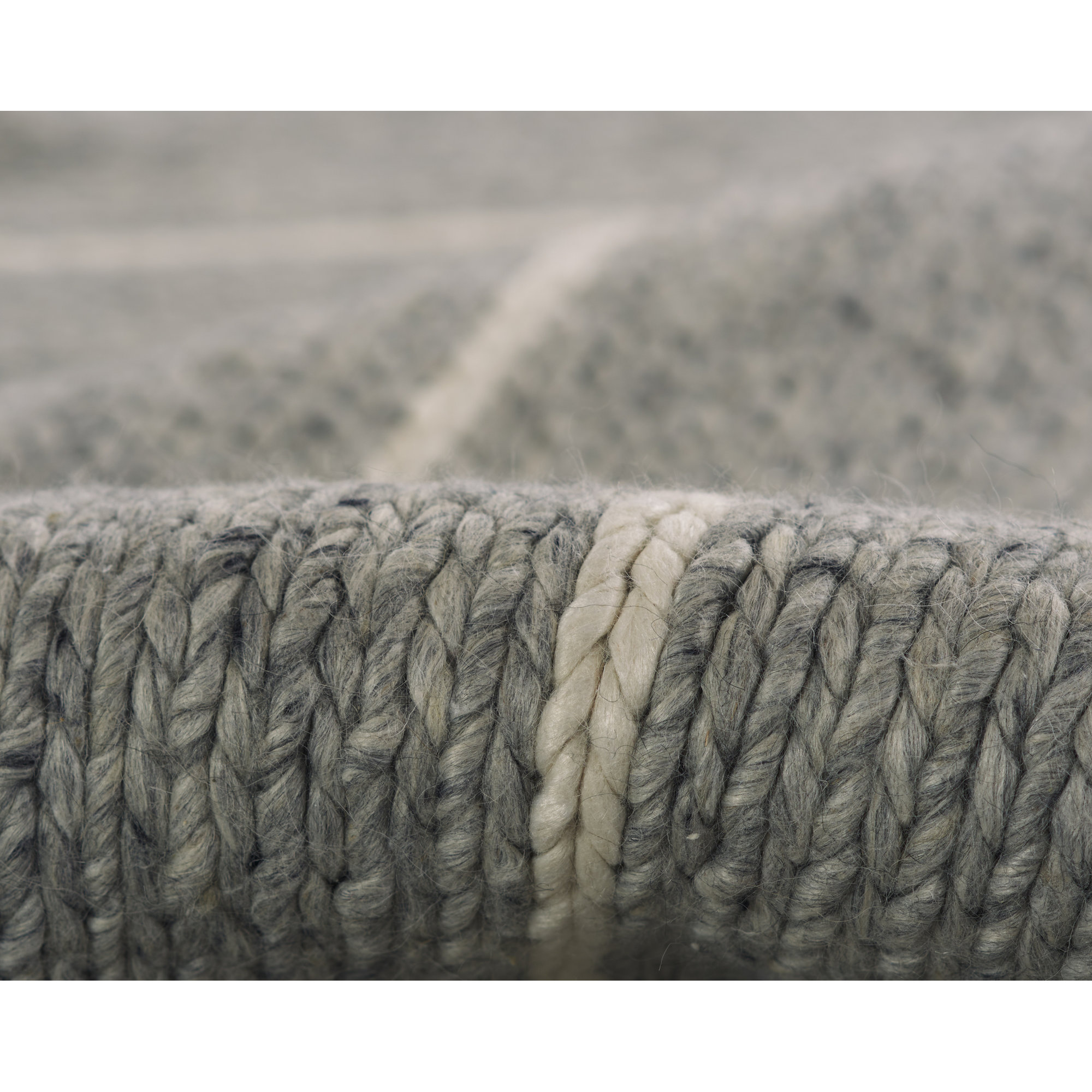 Lemington Handmade Gray/White Rug, 5" W x 8" L