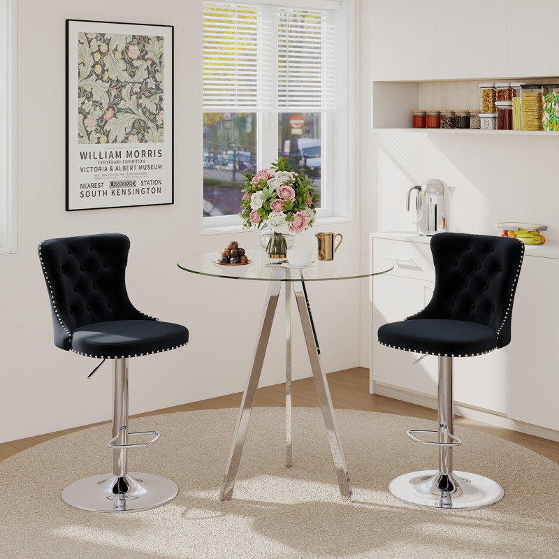 Ensemble de hauteur de bar, table de salle à manger ronde en verre trempé et chaises de salle à manger réglables en velours.