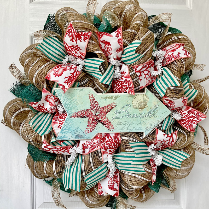 Couronne côtière avec étoile de mer et accent de flèches de plage