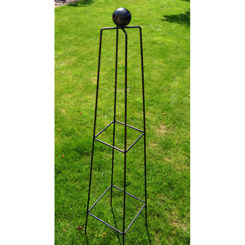 Lamentin Obelisk Trellis, 127cm H x 23cm W x 23cm D