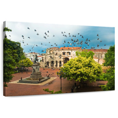 Nicci, Saint-Domingue, place principale