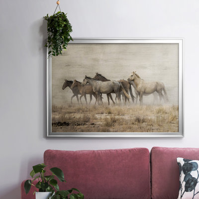 " Roaming Free "