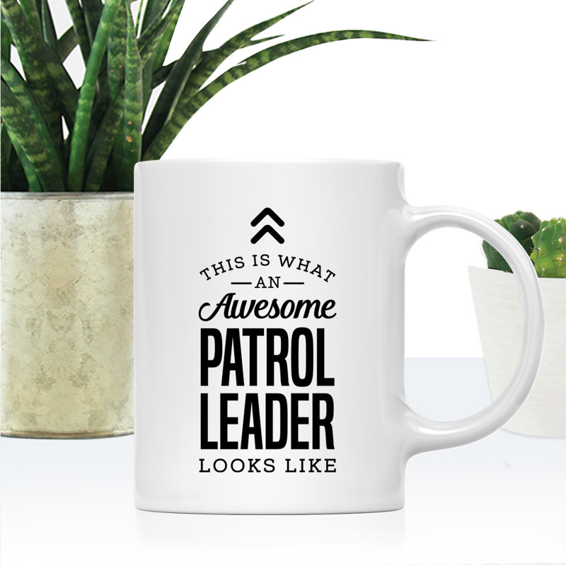 C’est ce qu’on appelle une grande tasse de patrouille à café