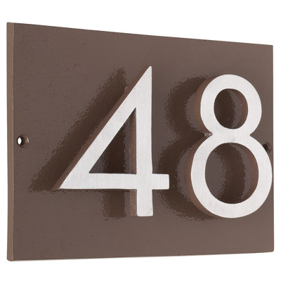 Plaque d’adresse murale sur 1 ligne flottante