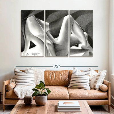 Leisha Roundism 8