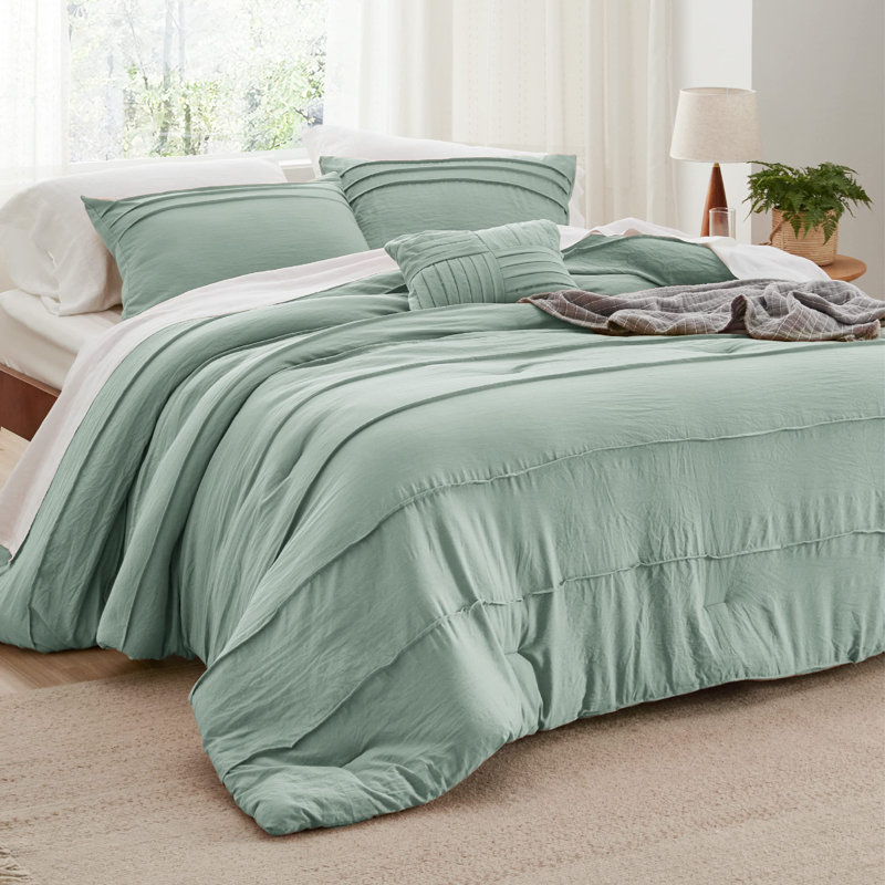 Bedsure Pinch Pleat Comforter Set Boho Bed-in-A-Bag Bedding Set with  Pillowcases for All Season, Sage Green