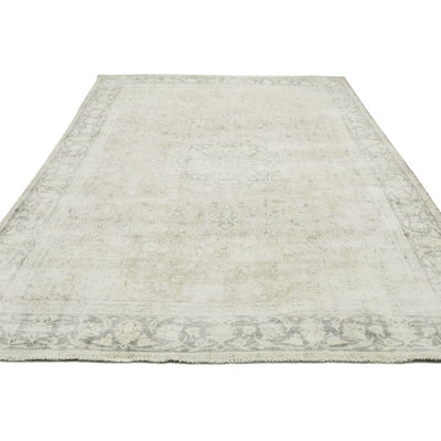 Muted Beige Traditional 7X11 Oriental Area Rug