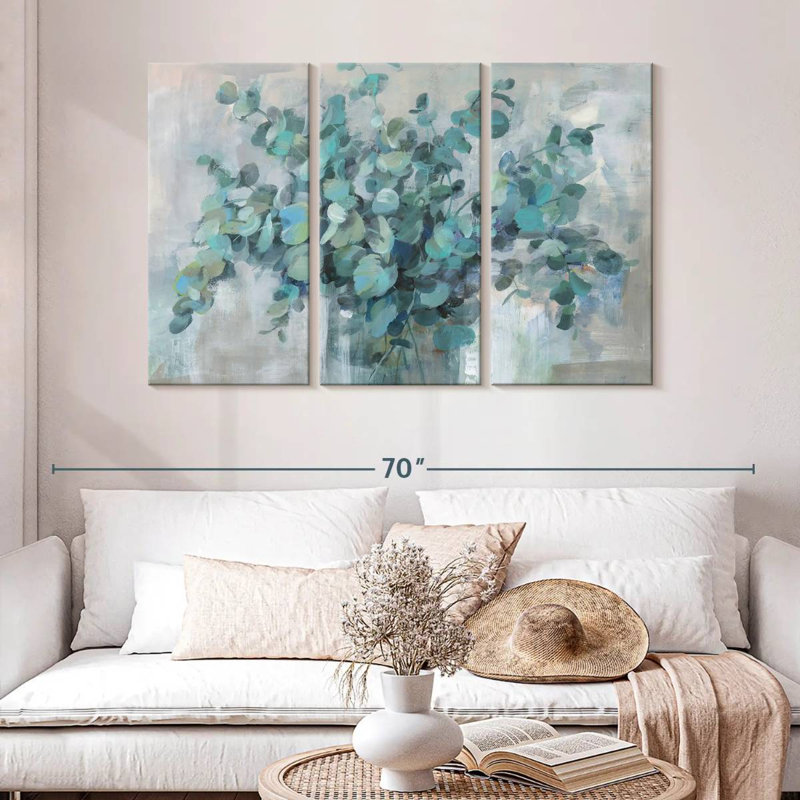 Harnek Scented Eucalyptus, 32" H x 50" W