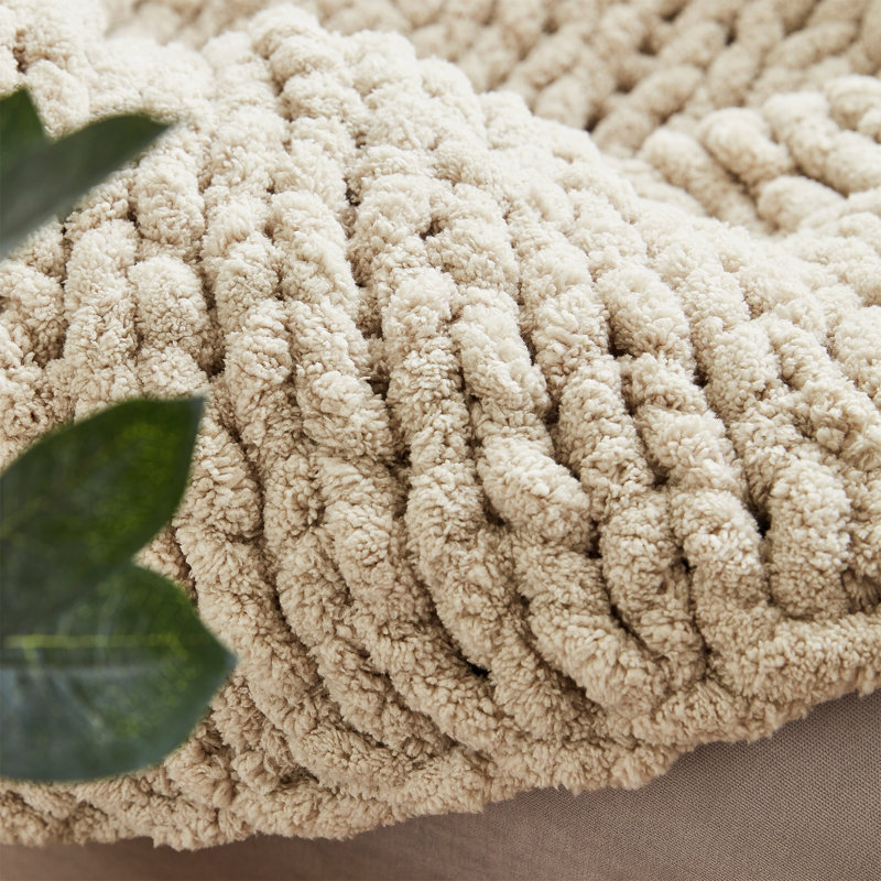 Très grand jeté Cozy Potato Chunky, Beige