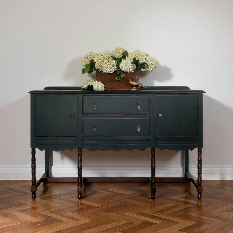 Buffet simple de style artistique