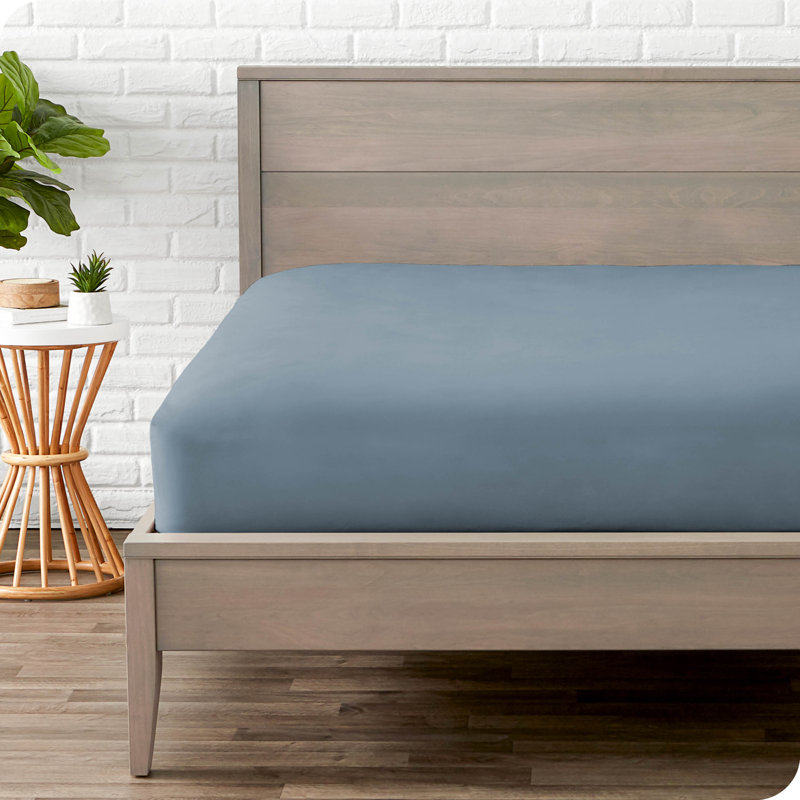 White Twin XL Ultra-Soft Microfiber Deep Pocket Fitted Sheet