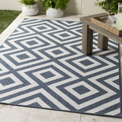 Derle Geometric Indoor / Outdoor Rug