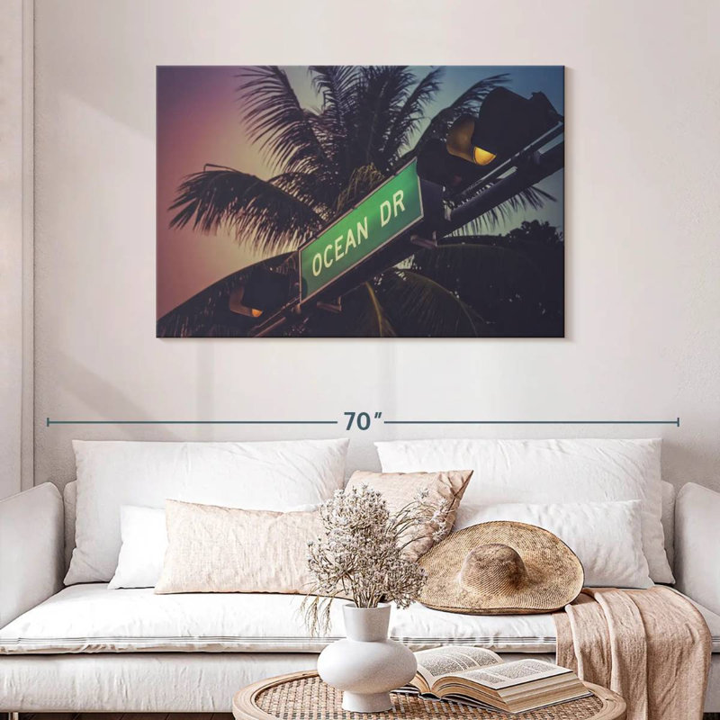 Ravi Miami Ocean Drive, 30" H x 45" W