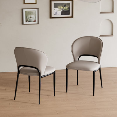 Chaises de salle à manger rembourrées modernes avec similicuir gris clair et pieds en métal noir (ensemble de 2)