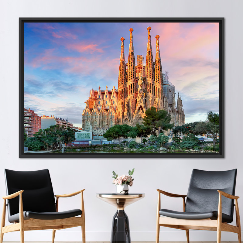 Art mural sur toile Antoni Gaudi, H 41 po x l 94 po, Noir, Reproduction encadrée sans passe-partout
