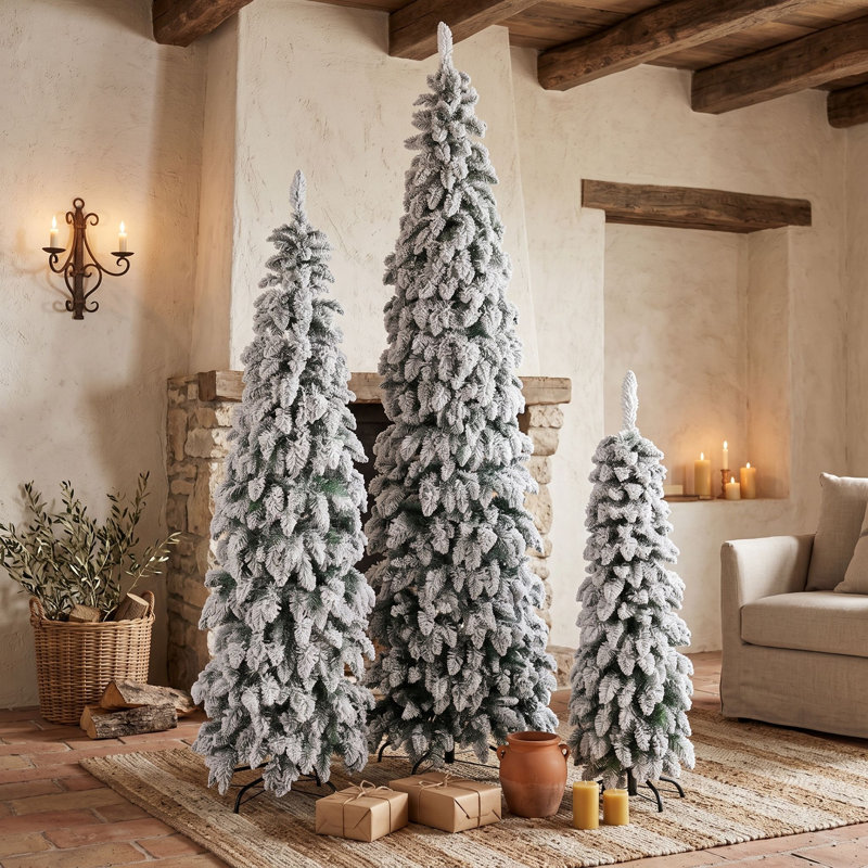 Ensemble de 3 sapins de Noël pré-illuminés, 1,20 m, 1,80 m et 2,40 m, recouverts de neige floquée, avec extrémités de branches en PVC, lumières DEL multicolores et branches articulées.