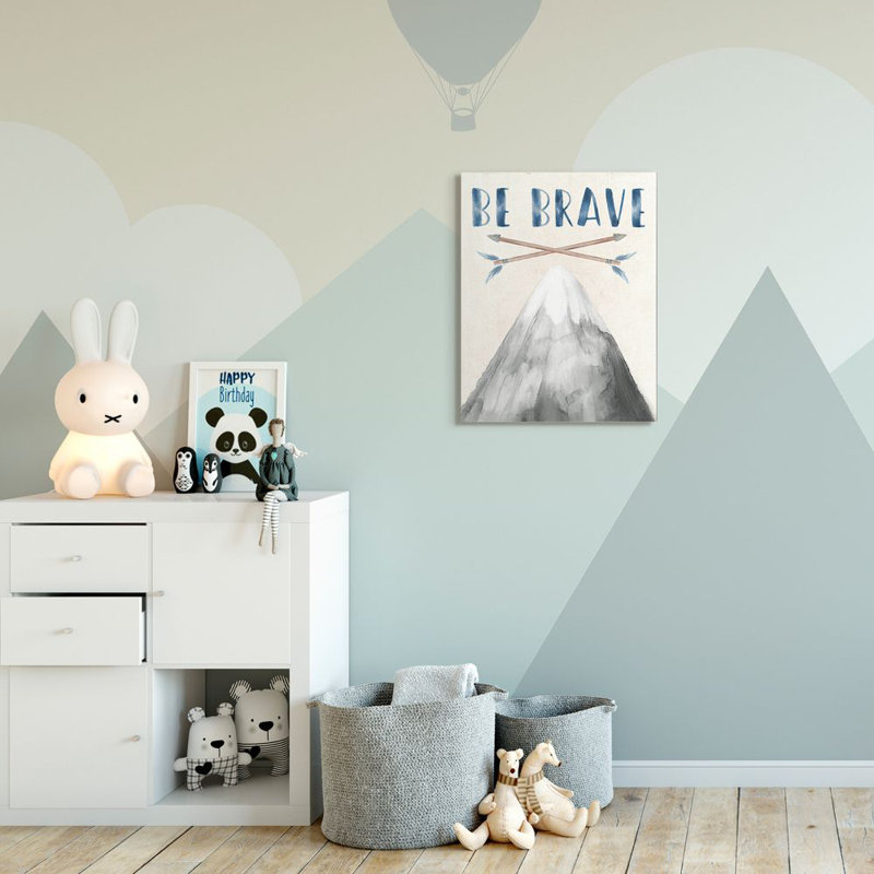 «Inspirational Be Brave Text Mountain Arrows» par Mary Urban - impression d'art graphique, H 30 po x l 24 po, Toile tendue