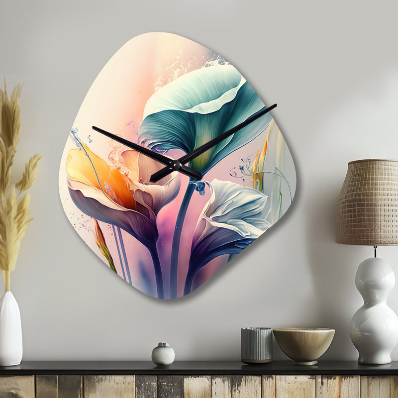 Horloge murale asymétrique colorée en forme de lis colorée Cly Lilies II - Calla Lily, rose, Grand
